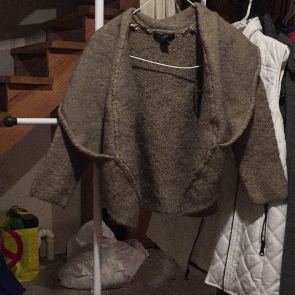 Cropped cardigan